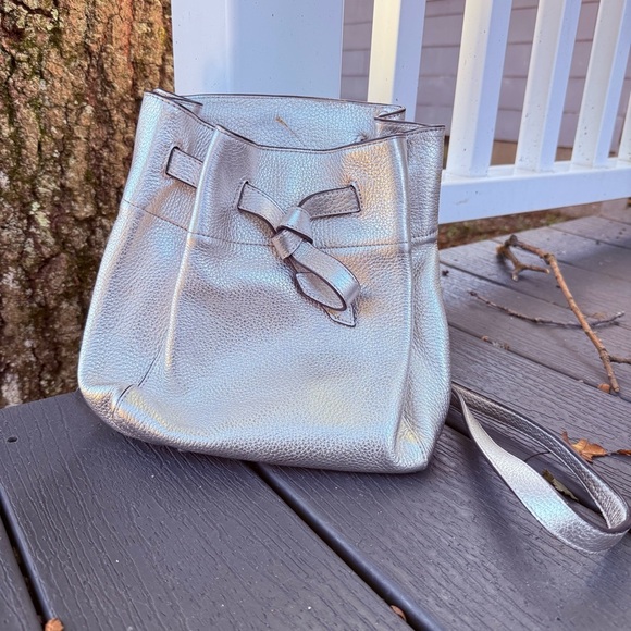 Annabel Ingall Metallic Silver Leather Crossbody Bag - Picture 5 of 5